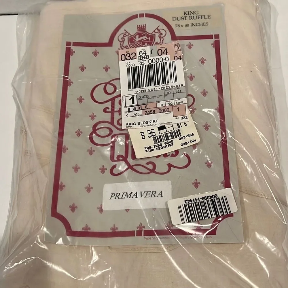 Vintage Estate Quilts King Dust Ruffle NWT Embroidered